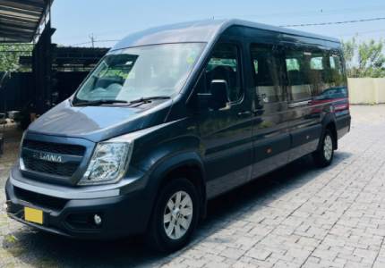 Urbania Traveller 12 Seater